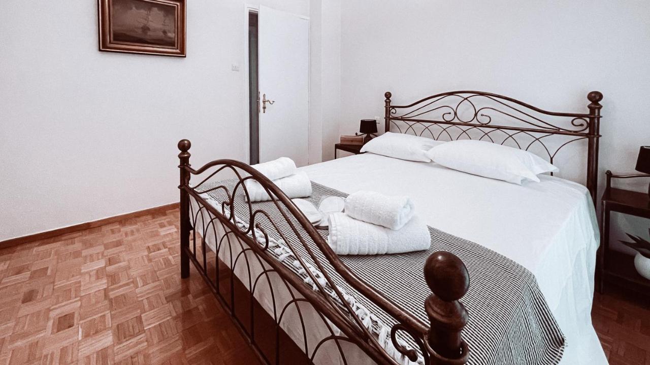 Vintage 2-Bedroom Apt In The Heart Of The City Aten Exteriör bild