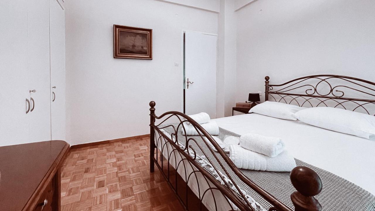 Vintage 2-Bedroom Apt In The Heart Of The City Aten Exteriör bild
